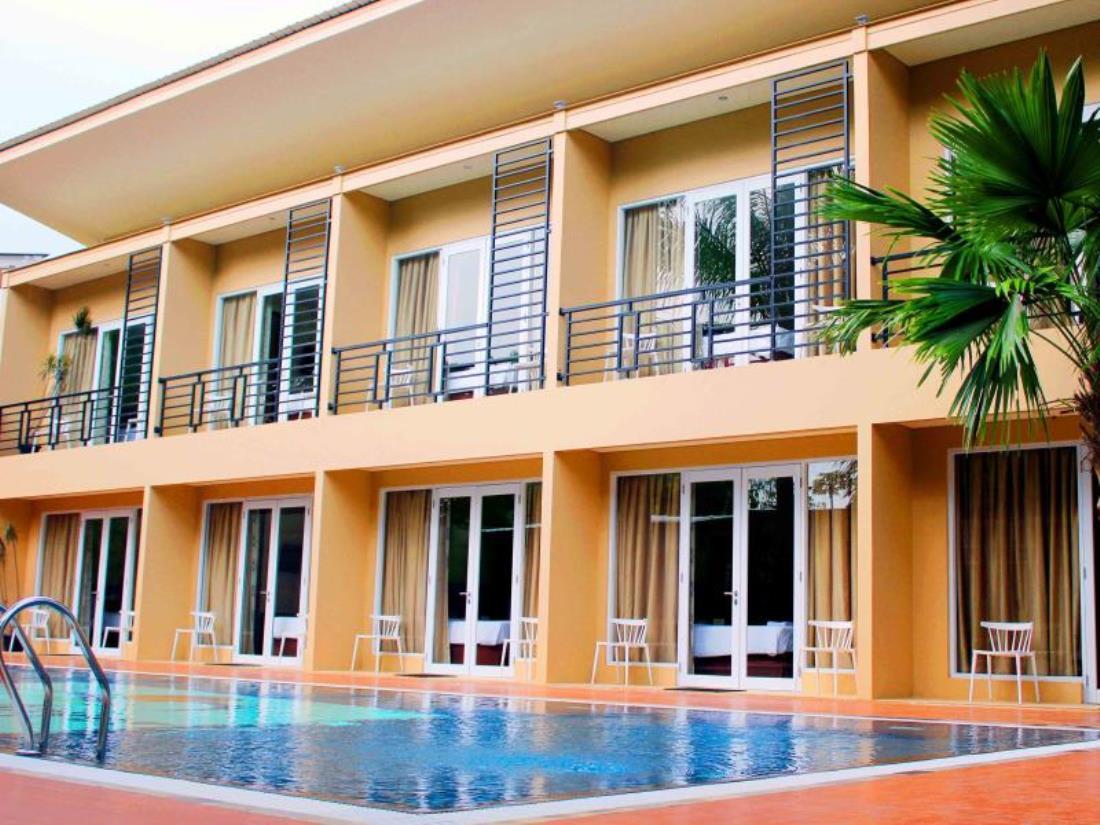 Bali De Anyer Hotel & Restaurant Exterior foto